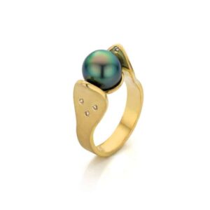 Handgemaakte 18 karaat gouden ring met tahiti parel en champagne diamant (op aanvraag)