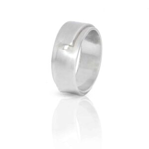 Handgemaakte zilveren trouwring - Together (8 mm breed)
